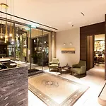 S Boutique מלון 5*
