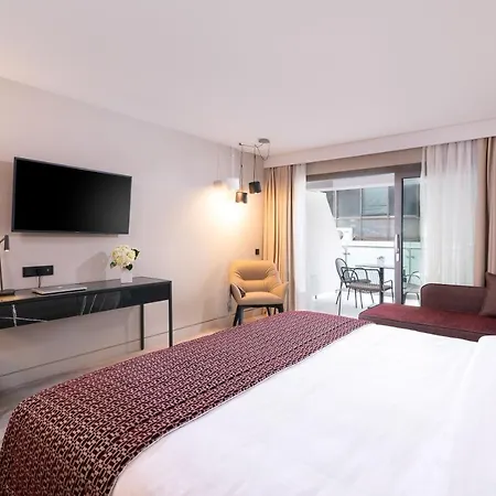 S Boutique Hotel