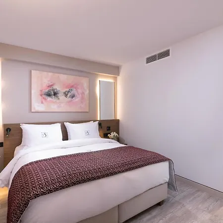 Hotel S Boutique 5*