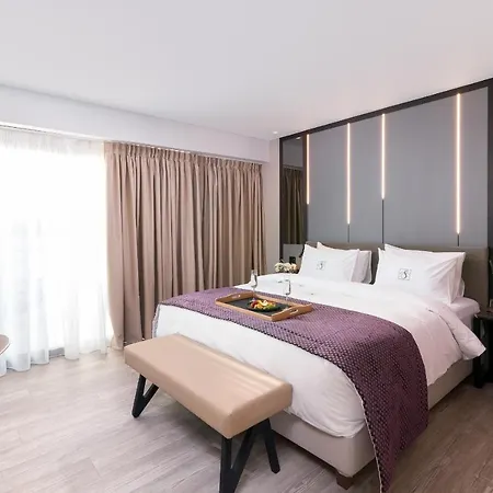S Boutique Ξενοδοχείο 5*