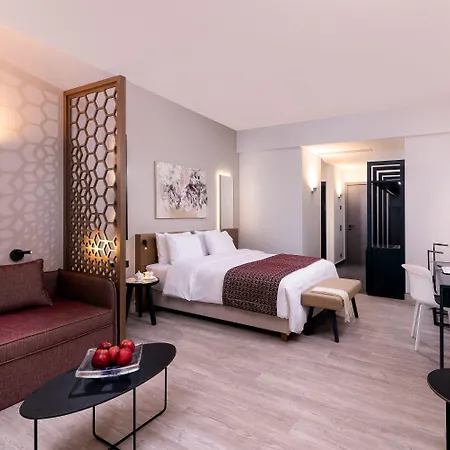 S Boutique Szálloda 5*