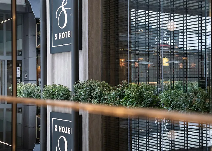 S Boutique 5*